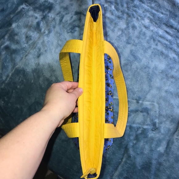 💥EUC! Quilted Tote Bag - Picture 7 of 8